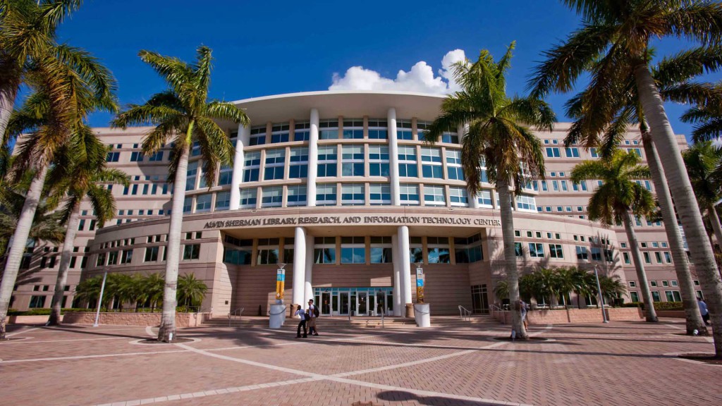 nova southeastern university admissions essay